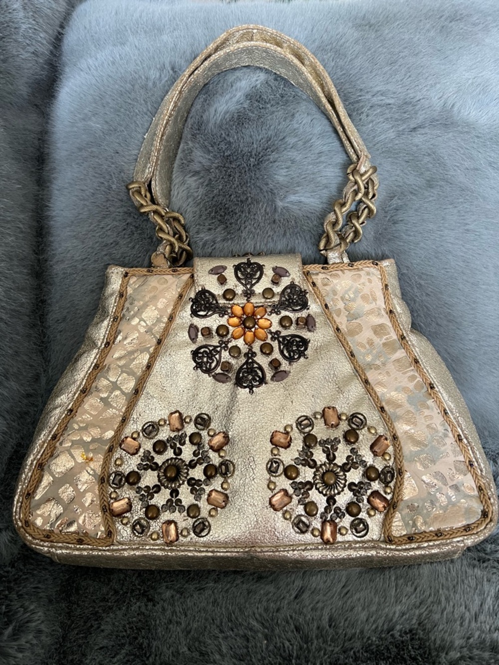 Mary Frances Marskesh Gold Jeweled Floral Embellished Purse. NWT #1368 - Picture 5 of 7